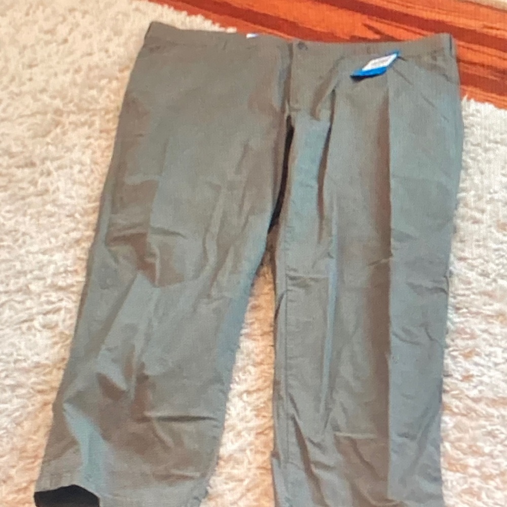 Columbia Men's Olive Chinos